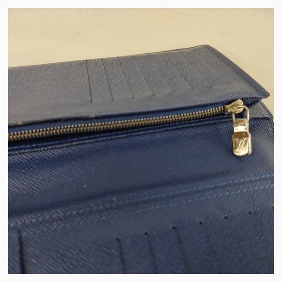 Louis Vuitton Thai Carama Bifold Wallet - Picture 8 of 9